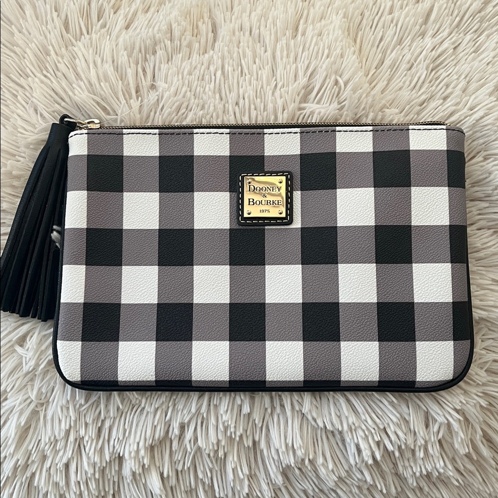 Dooney & Bourke Black and Cream Clutch